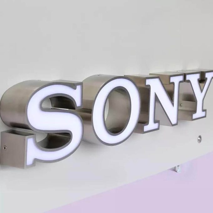 Outdoor Maintainable 3d Letras Stainless Steel Sign Board Led Light Luminous Boutique Acrylic Letter